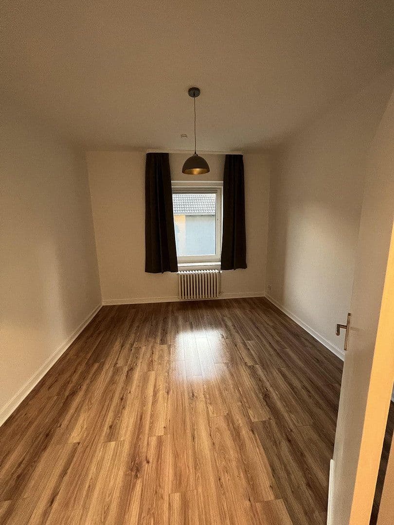 3 bedroom flat to rent, 81 m², Wormser Strasse 11, Wuppertal, North Rhine-Westphalia 3 bedroom flat to rent, 81 m², Wormser Strasse 11, Wuppertal, North Rhine-Westphalia