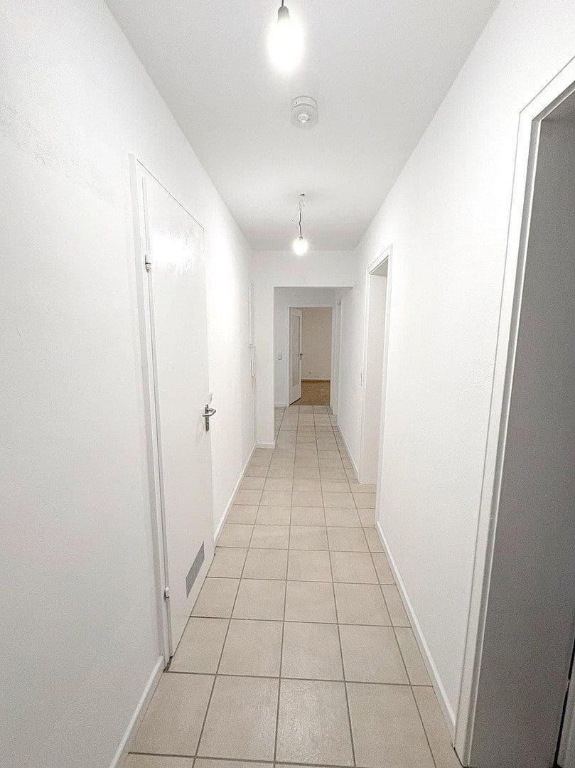 3 bedroom with open-plan kitchen flat to rent, 93 m², Dreizlerstraße, Stuttgart, Baden-Württemberg 3 bedroom with open-plan kitchen flat to rent, 93 m², Dreizlerstraße, Stuttgart, Baden-Württemberg