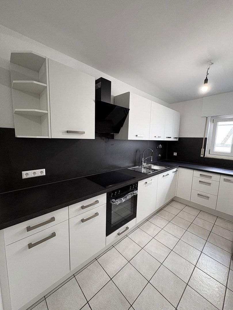 3 bedroom with open-plan kitchen flat to rent, 93 m², Dreizlerstraße, Stuttgart, Baden-Württemberg 3 bedroom with open-plan kitchen flat to rent, 93 m², Dreizlerstraße, Stuttgart, Baden-Württemberg