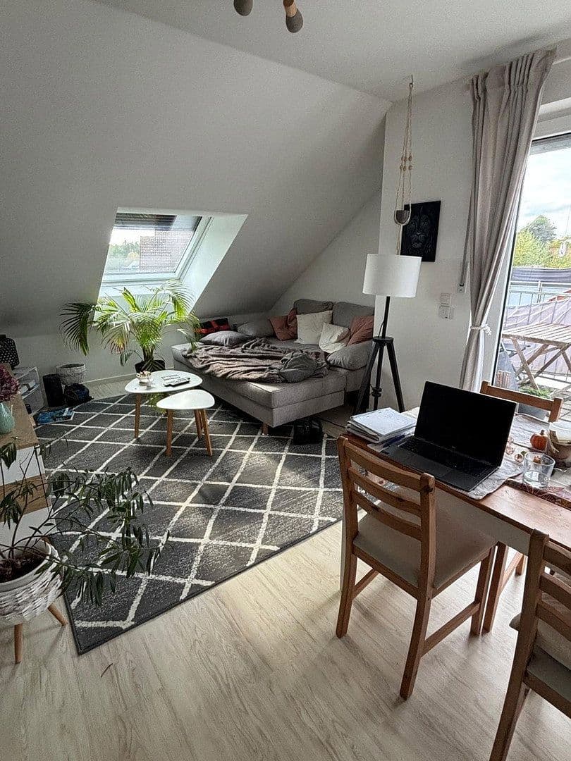 1 bedroom with open-plan kitchen flat to rent, 60 m², Faust-Von-Stromberg-Str. 44, Erlangen, Bavaria 1 bedroom with open-plan kitchen flat to rent, 60 m², Faust-Von-Stromberg-Str. 44, Erlangen, Bavaria