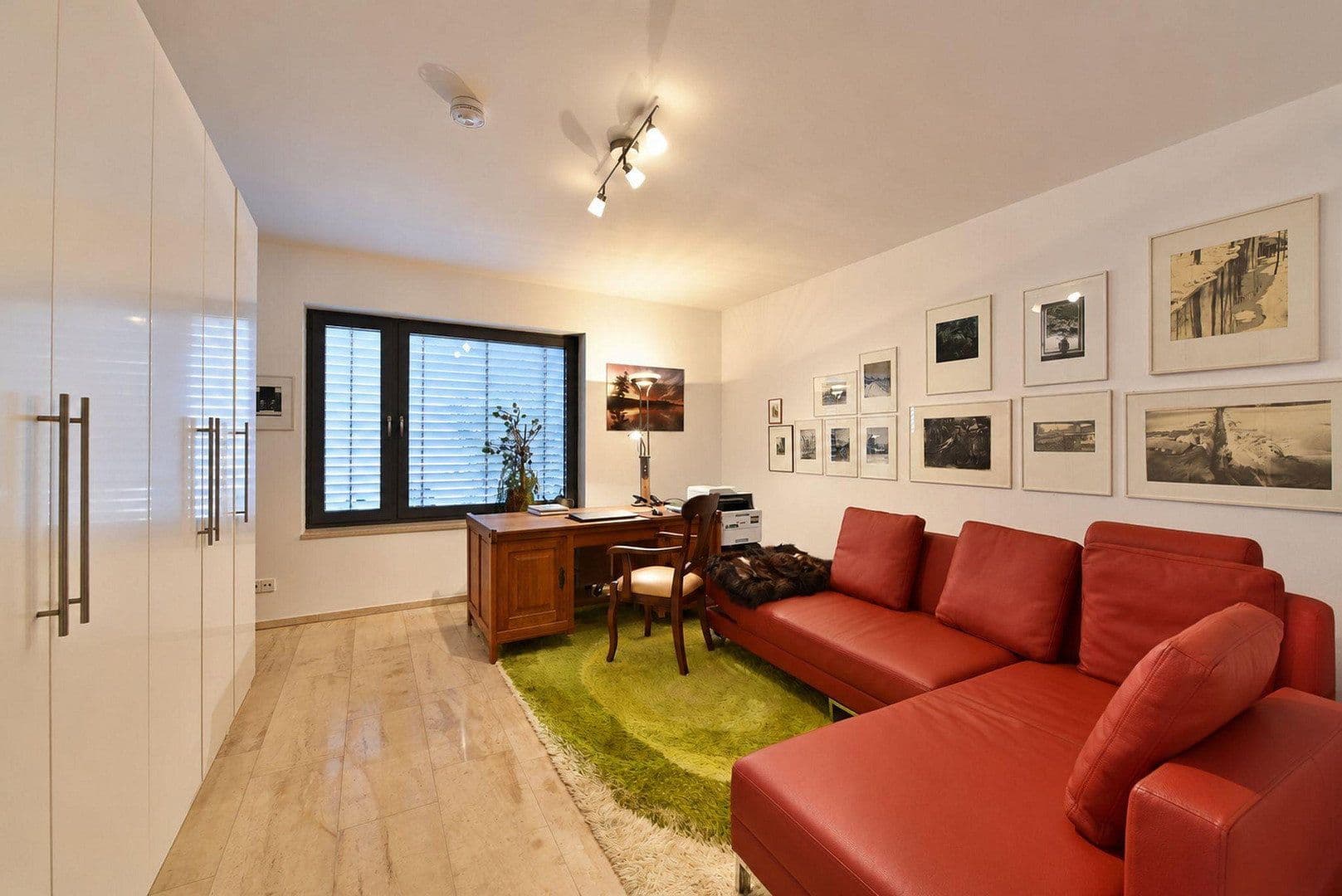 2 bedroom with open-plan kitchen flat for sale, 168 m², Ulm, Baden-Württemberg 2 bedroom with open-plan kitchen flat for sale, 168 m², Ulm, Baden-Württemberg
