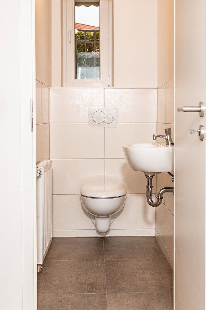 3 bedroom flat to rent, 80 m², Roeseplatz 1, Eisenach, Thuringia 3 bedroom flat to rent, 80 m², Roeseplatz 1, Eisenach, Thuringia