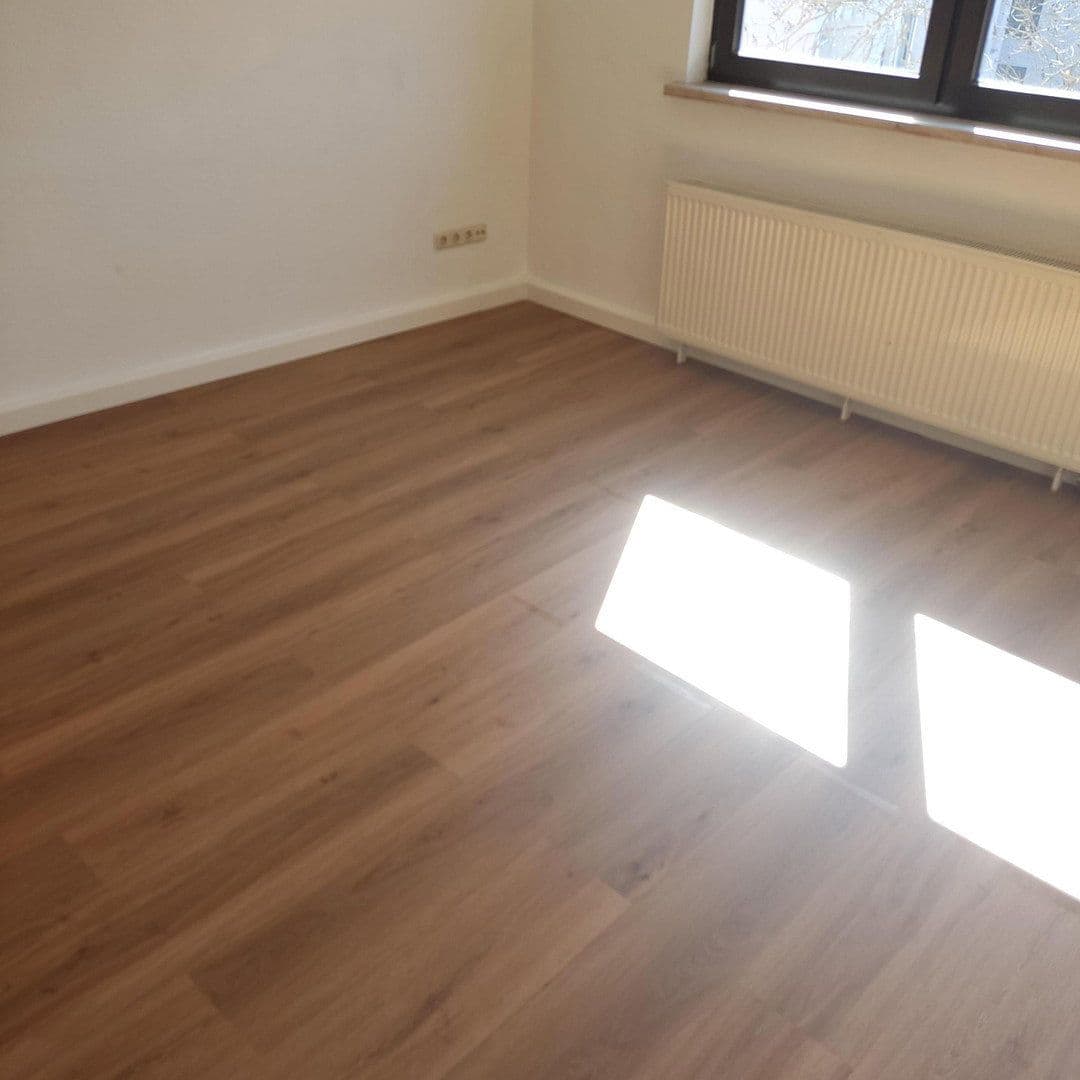 house for sale, 763 m², Karl-Liebknechtstr. 28, Ilmenau, Thuringia house for sale, 763 m², Karl-Liebknechtstr. 28, Ilmenau, Thuringia