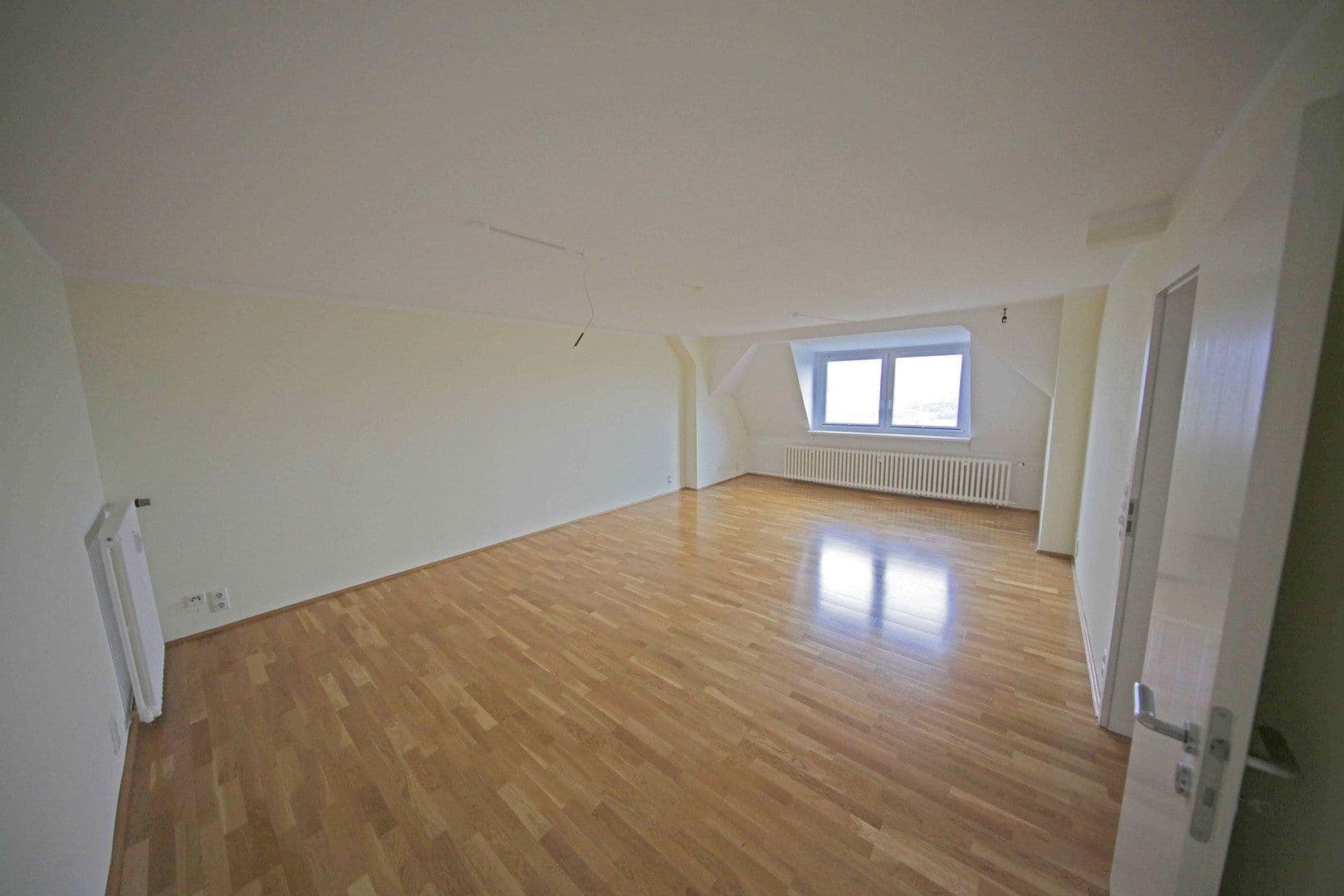 3 bedroom flat to rent, 105 m², Wuppertal, North Rhine-Westphalia 3 bedroom flat to rent, 105 m², Wuppertal, North Rhine-Westphalia