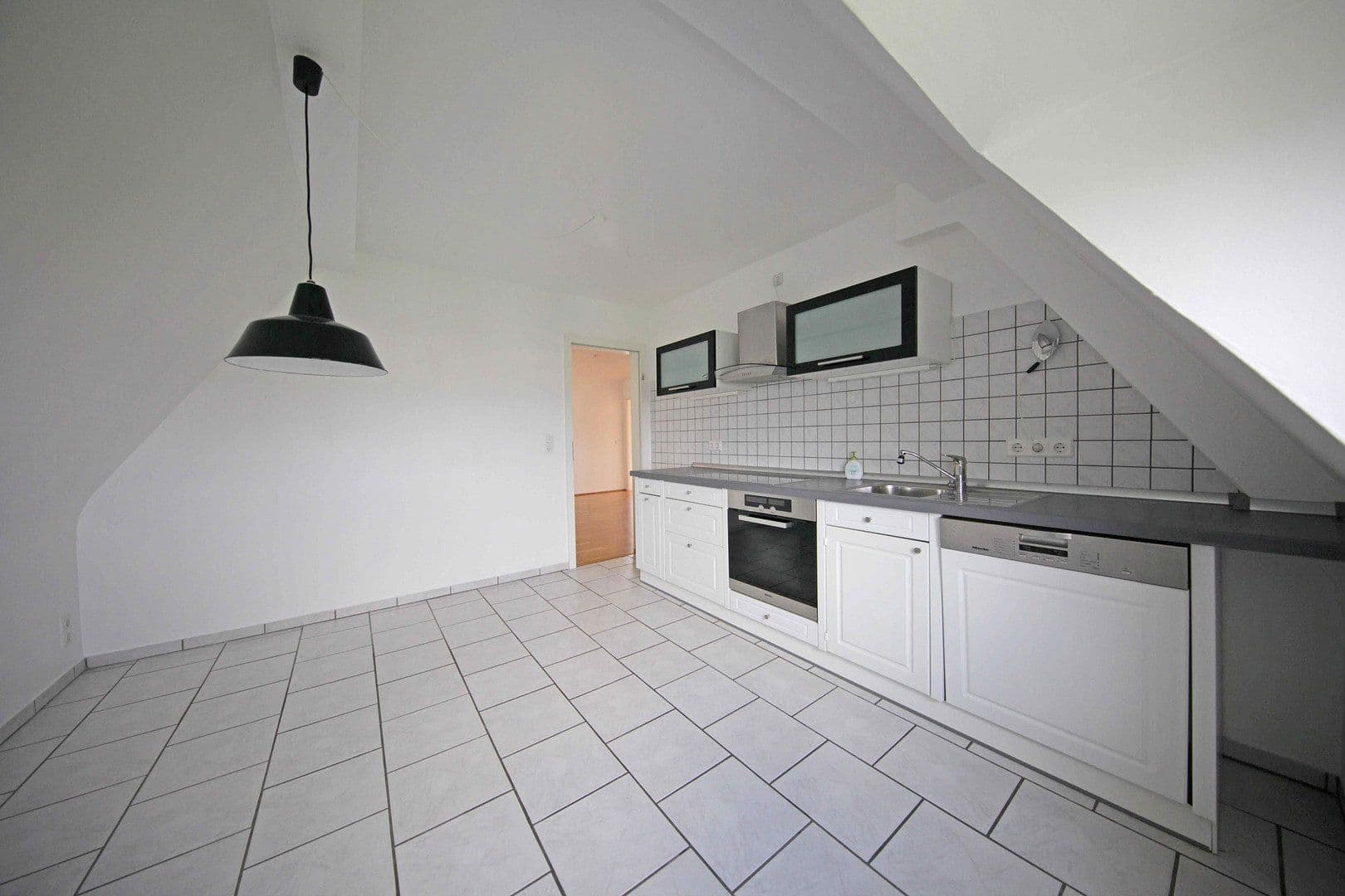 3 bedroom flat to rent, 105 m², Wuppertal, North Rhine-Westphalia 3 bedroom flat to rent, 105 m², Wuppertal, North Rhine-Westphalia