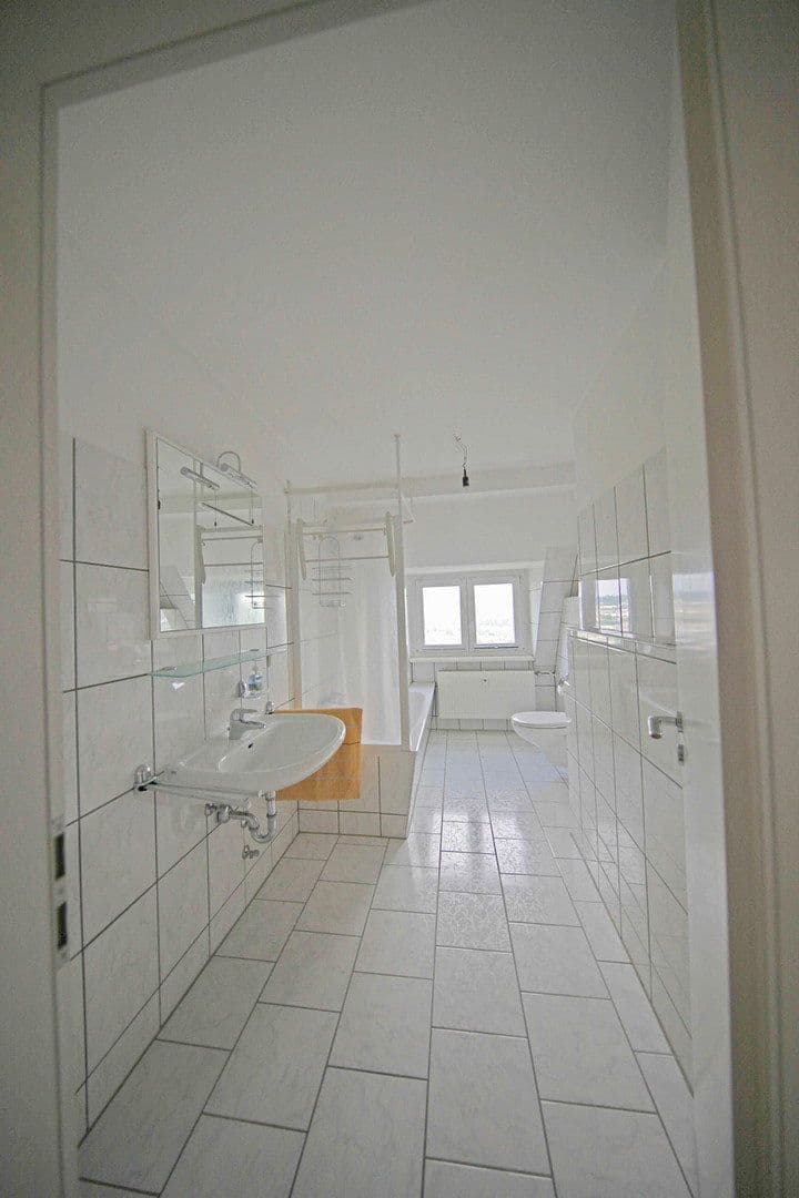 3 bedroom flat to rent, 105 m², Wuppertal, North Rhine-Westphalia 3 bedroom flat to rent, 105 m², Wuppertal, North Rhine-Westphalia
