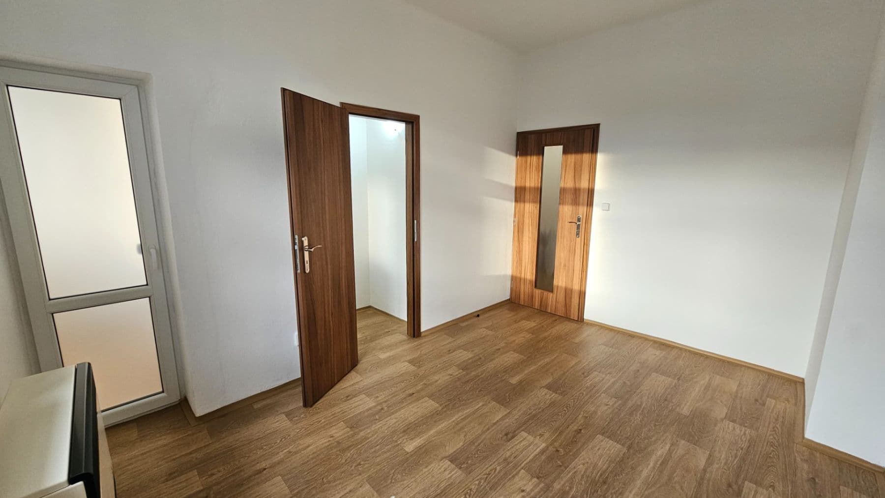 1 bedroom with open-plan kitchen flat to rent, 40 m², Spáčilova, Brno, Jihomoravský Region 1 bedroom with open-plan kitchen flat to rent, 40 m², Spáčilova, Brno, Jihomoravský Region