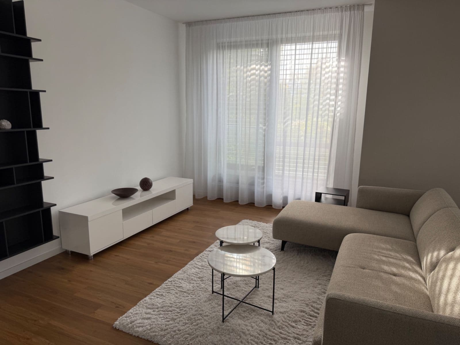 2 bedroom flat to rent, 70 m², Hriňovská, Bratislava - mestská časť Staré Mesto, Bratislavský Region 2 bedroom flat to rent, 70 m², Hriňovská, Bratislava - mestská časť Staré Mesto, Bratislavský Region