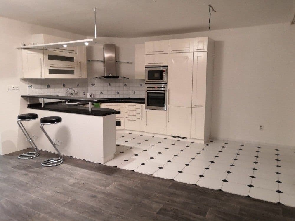 2 bedroom with open-plan kitchen flat for sale, 69 m², Přátelství, Prague, Prague 2 bedroom with open-plan kitchen flat for sale, 69 m², Přátelství, Prague, Prague