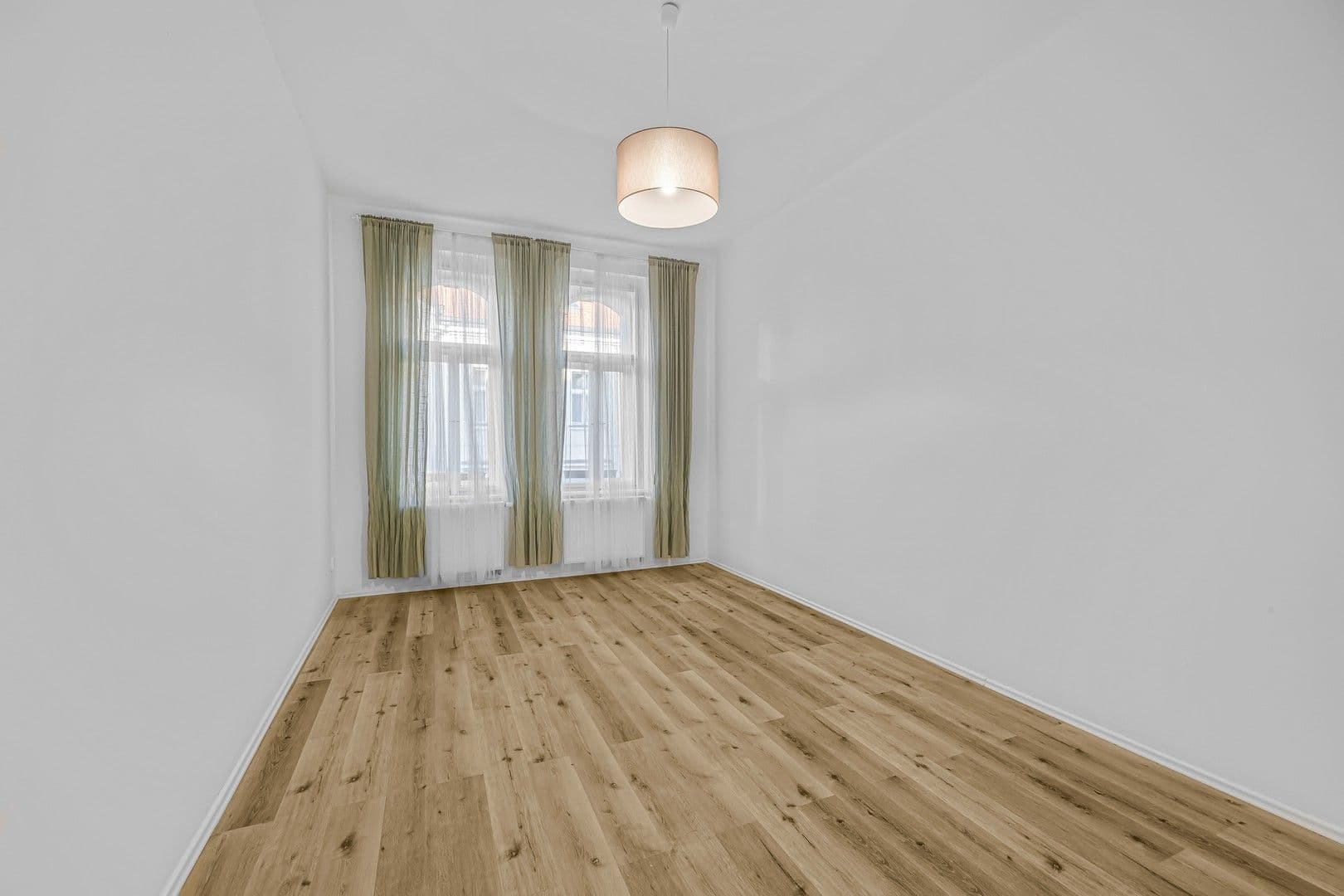 1 bedroom with open-plan kitchen flat to rent, 43 m², Grafická, Prague, Prague 1 bedroom with open-plan kitchen flat to rent, 43 m², Grafická, Prague, Prague