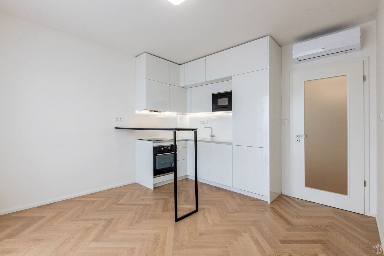 1 bedroom with open-plan kitchen flat to rent, 65 m², 5. května, Prague, Prague 1 bedroom with open-plan kitchen flat to rent, 65 m², 5. května, Prague, Prague
