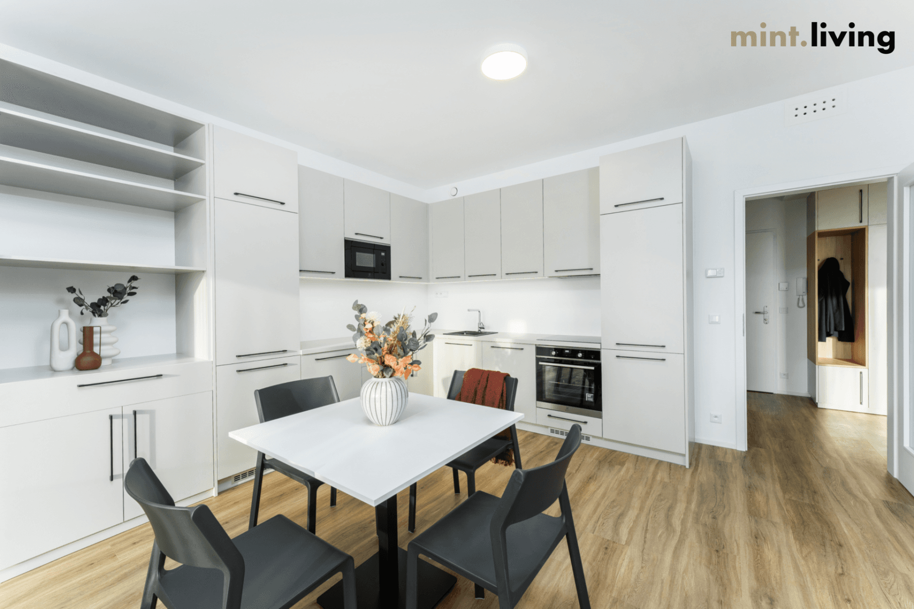 3 bedroom with open-plan kitchen flat to rent, 155 m², Odkolkova, Prague, Prague 3 bedroom with open-plan kitchen flat to rent, 155 m², Odkolkova, Prague, Prague