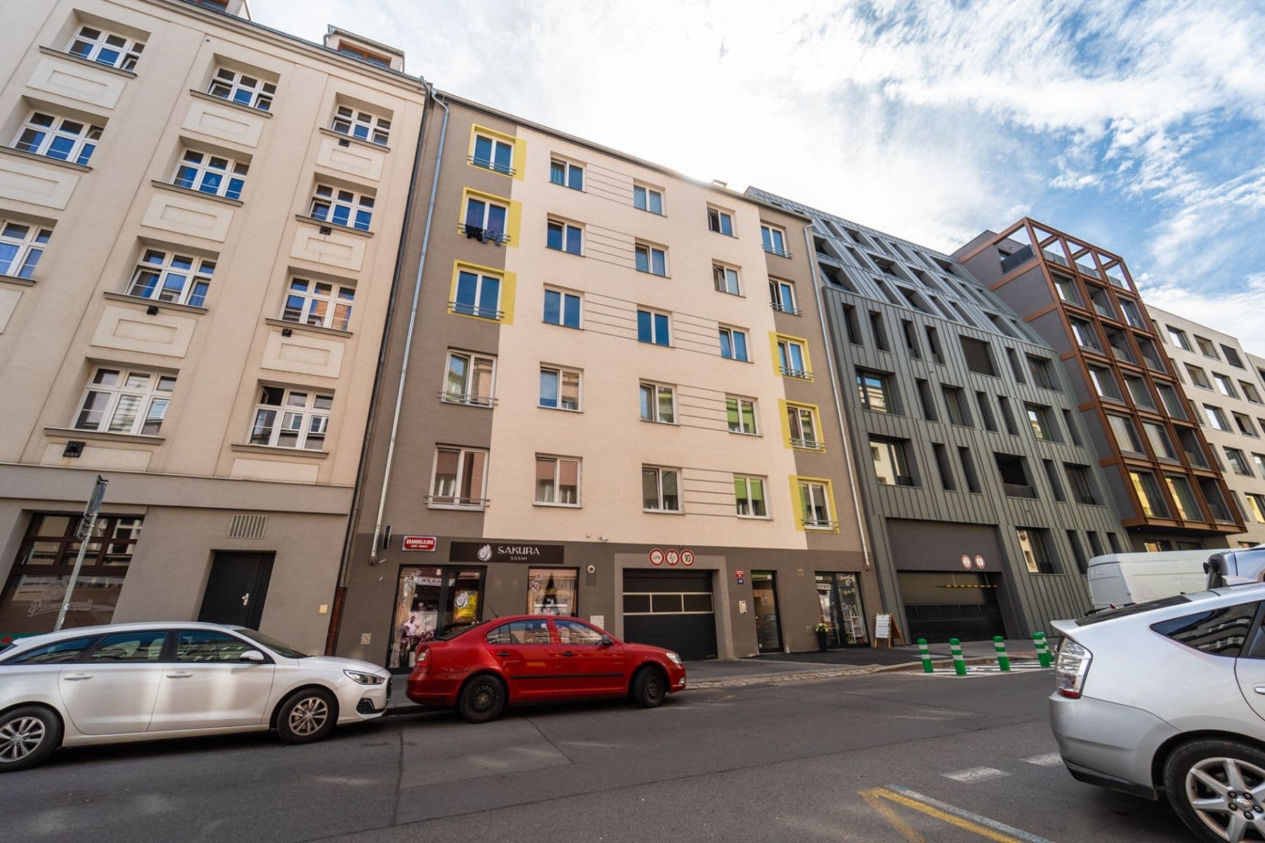 2 bedroom with open-plan kitchen flat for sale, 136 m², Drahobejlova, Prague, Prague 2 bedroom with open-plan kitchen flat for sale, 136 m², Drahobejlova, Prague, Prague