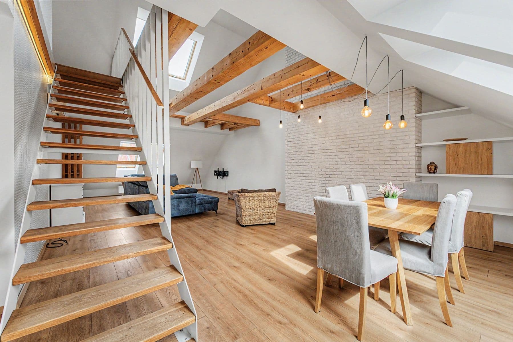 2 bedroom with open-plan kitchen flat for sale, 136 m², Drahobejlova, Prague, Prague 2 bedroom with open-plan kitchen flat for sale, 136 m², Drahobejlova, Prague, Prague