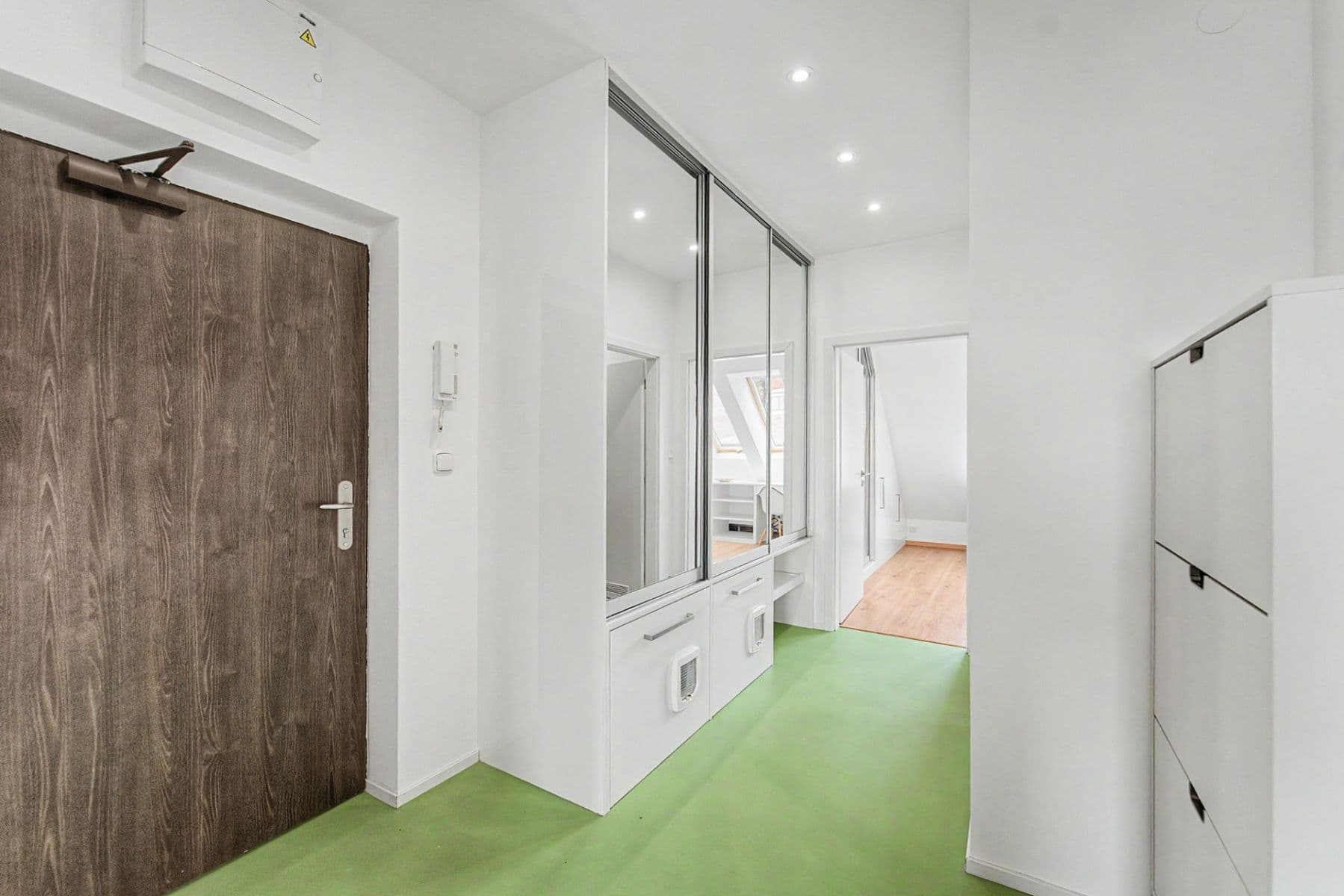 2 bedroom with open-plan kitchen flat for sale, 136 m², Drahobejlova, Prague, Prague 2 bedroom with open-plan kitchen flat for sale, 136 m², Drahobejlova, Prague, Prague