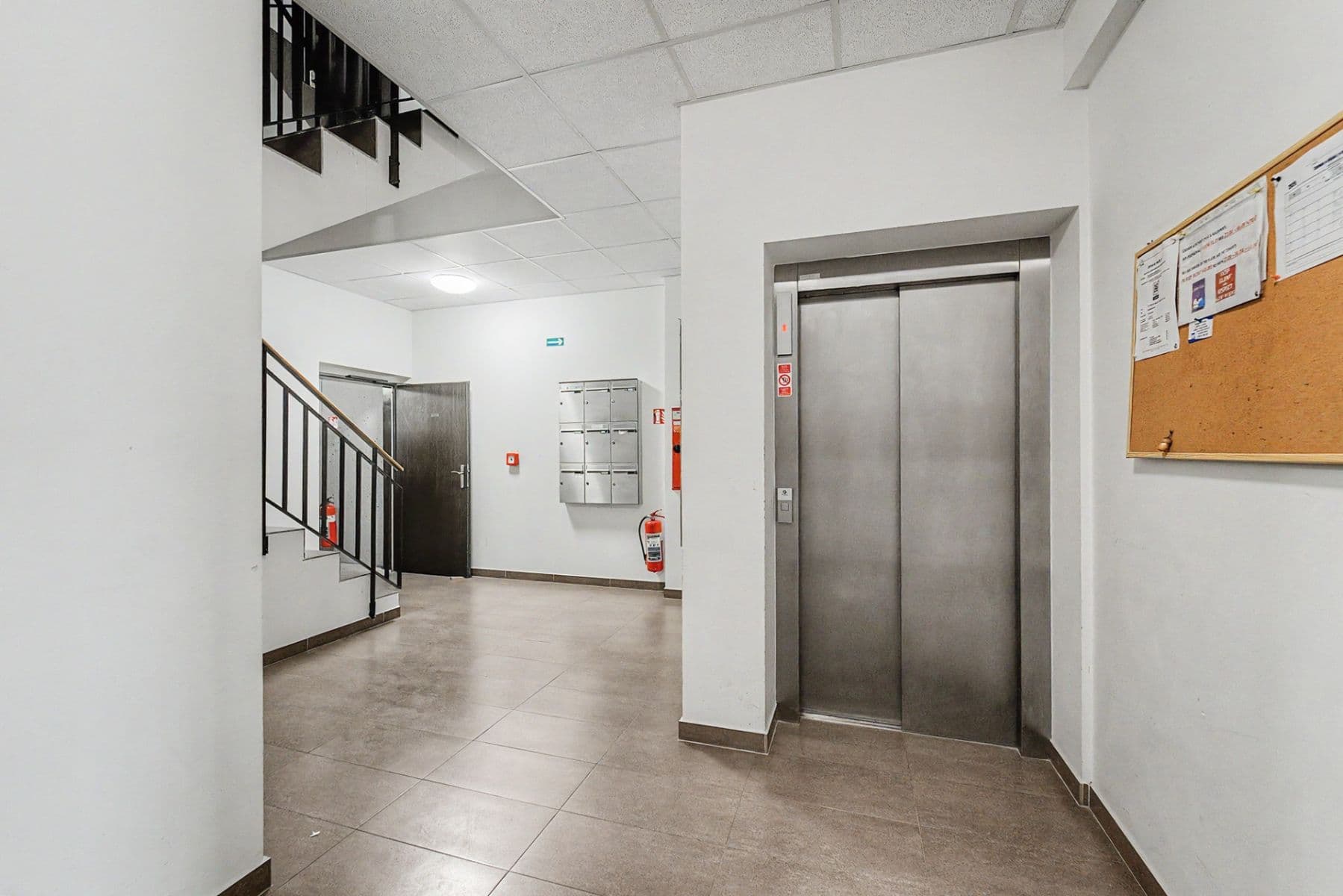 2 bedroom with open-plan kitchen flat for sale, 136 m², Drahobejlova, Prague, Prague 2 bedroom with open-plan kitchen flat for sale, 136 m², Drahobejlova, Prague, Prague