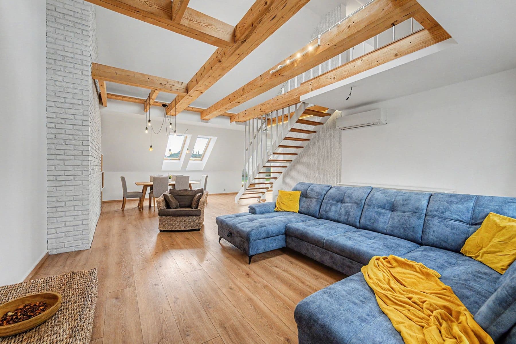 2 bedroom with open-plan kitchen flat for sale, 136 m², Drahobejlova, Prague, Prague 2 bedroom with open-plan kitchen flat for sale, 136 m², Drahobejlova, Prague, Prague