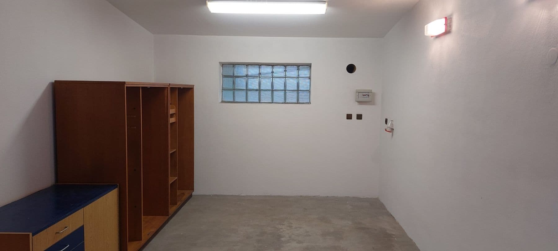 garage to rent, 18 m², Starý Plzenec, Plzeňský Region garage to rent, 18 m², Starý Plzenec, Plzeňský Region