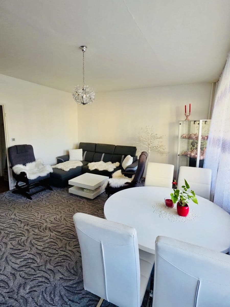 3 bedroom flat for sale, 73 m², Okružní, Orlová, Moravskoslezský Region 3 bedroom flat for sale, 73 m², Okružní, Orlová, Moravskoslezský Region