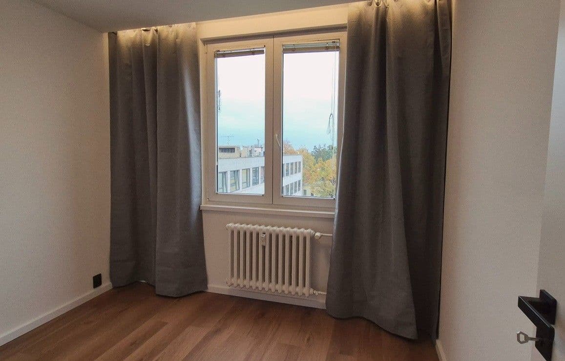 1 bedroom with open-plan kitchen flat to rent, 41 m², Bohumínská, Prague, Prague 1 bedroom with open-plan kitchen flat to rent, 41 m², Bohumínská, Prague, Prague