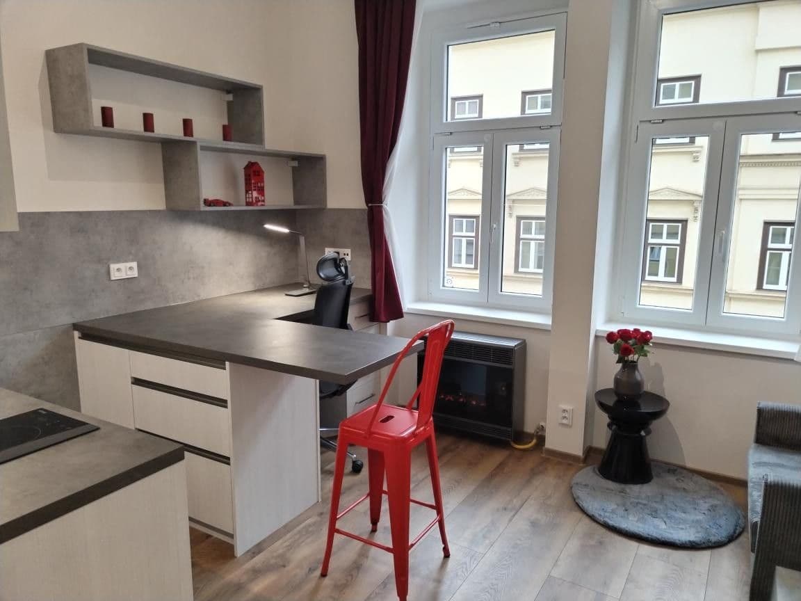 Studio flat to rent, 22 m², Milíčova, Prague, Prague Studio flat to rent, 22 m², Milíčova, Prague, Prague