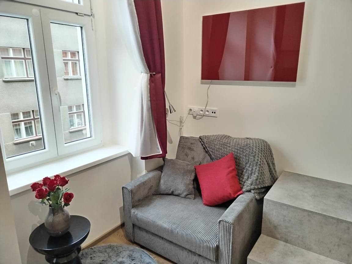 Studio flat to rent, 22 m², Milíčova, Prague, Prague Studio flat to rent, 22 m², Milíčova, Prague, Prague