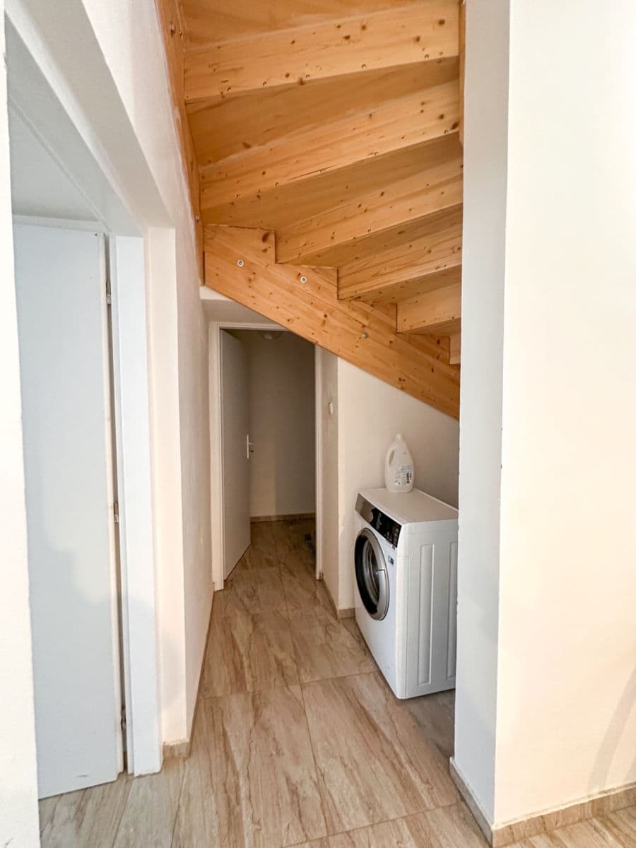2 bedroom with open-plan kitchen flat to rent, 83 m², Máchova, Prague, Prague 2 bedroom with open-plan kitchen flat to rent, 83 m², Máchova, Prague, Prague