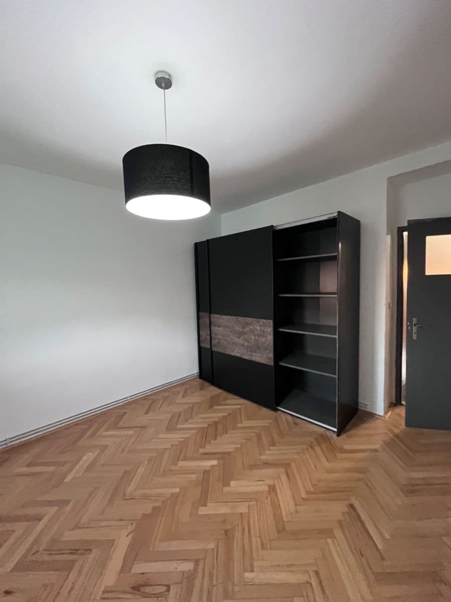 1 bedroom with open-plan kitchen flat to rent, 59 m², Chelčického, Plzeň, Plzeňský Region 1 bedroom with open-plan kitchen flat to rent, 59 m², Chelčického, Plzeň, Plzeňský Region