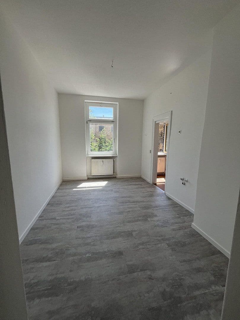 house for sale, 703 m², Walther-Rathenau-Straße 31, Bitterfeld-Wolfen, Saxony-Anhalt house for sale, 703 m², Walther-Rathenau-Straße 31, Bitterfeld-Wolfen, Saxony-Anhalt