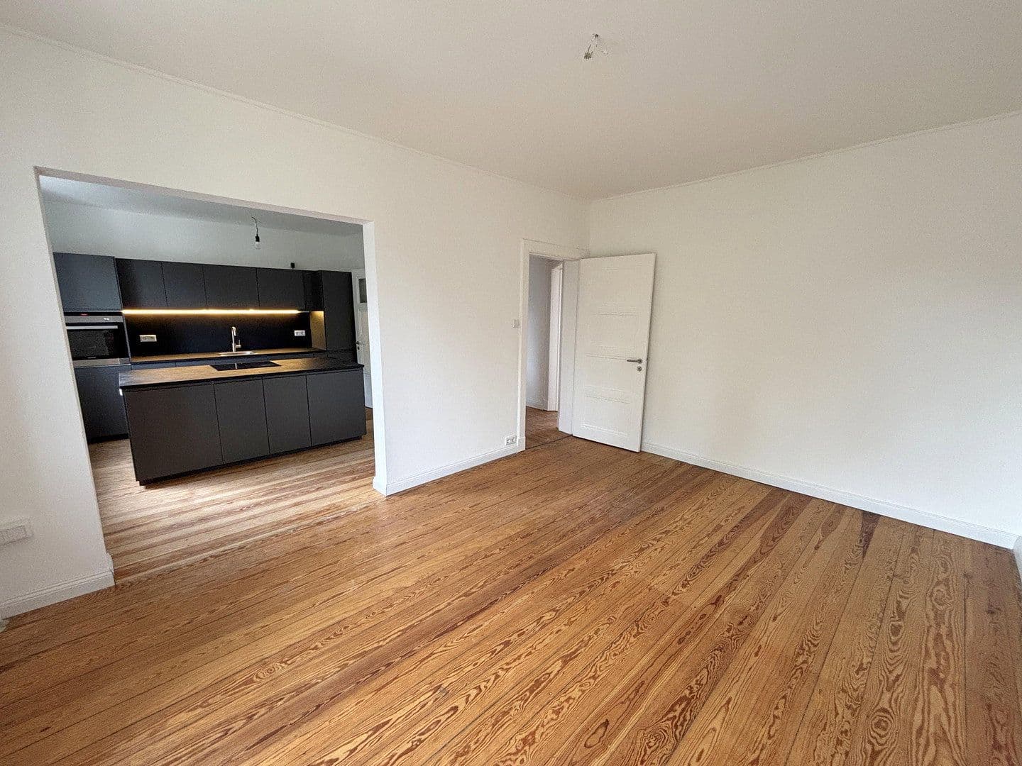 4 bedroom flat for sale, 95 m², Hamburg, Hamburg 4 bedroom flat for sale, 95 m², Hamburg, Hamburg