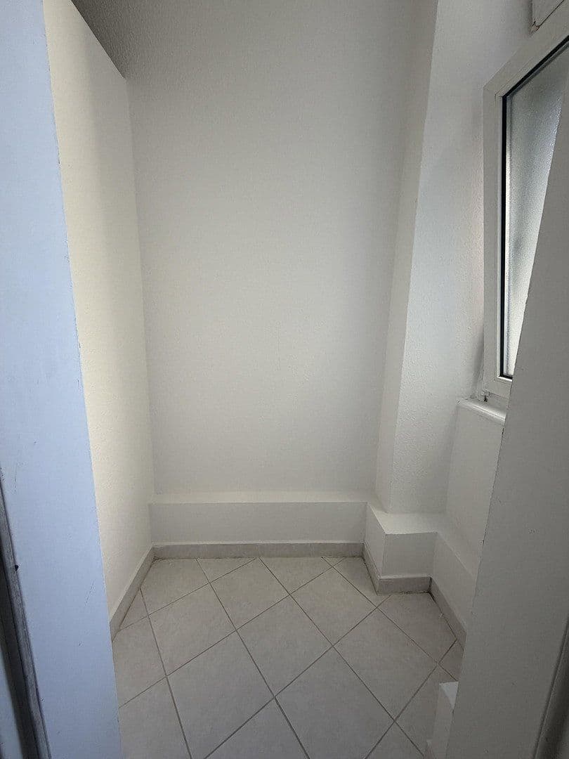 3 bedroom flat to rent, 98 m², Eckenheimer Landstraße 103, Frankfurt am Main, Hesse 3 bedroom flat to rent, 98 m², Eckenheimer Landstraße 103, Frankfurt am Main, Hesse