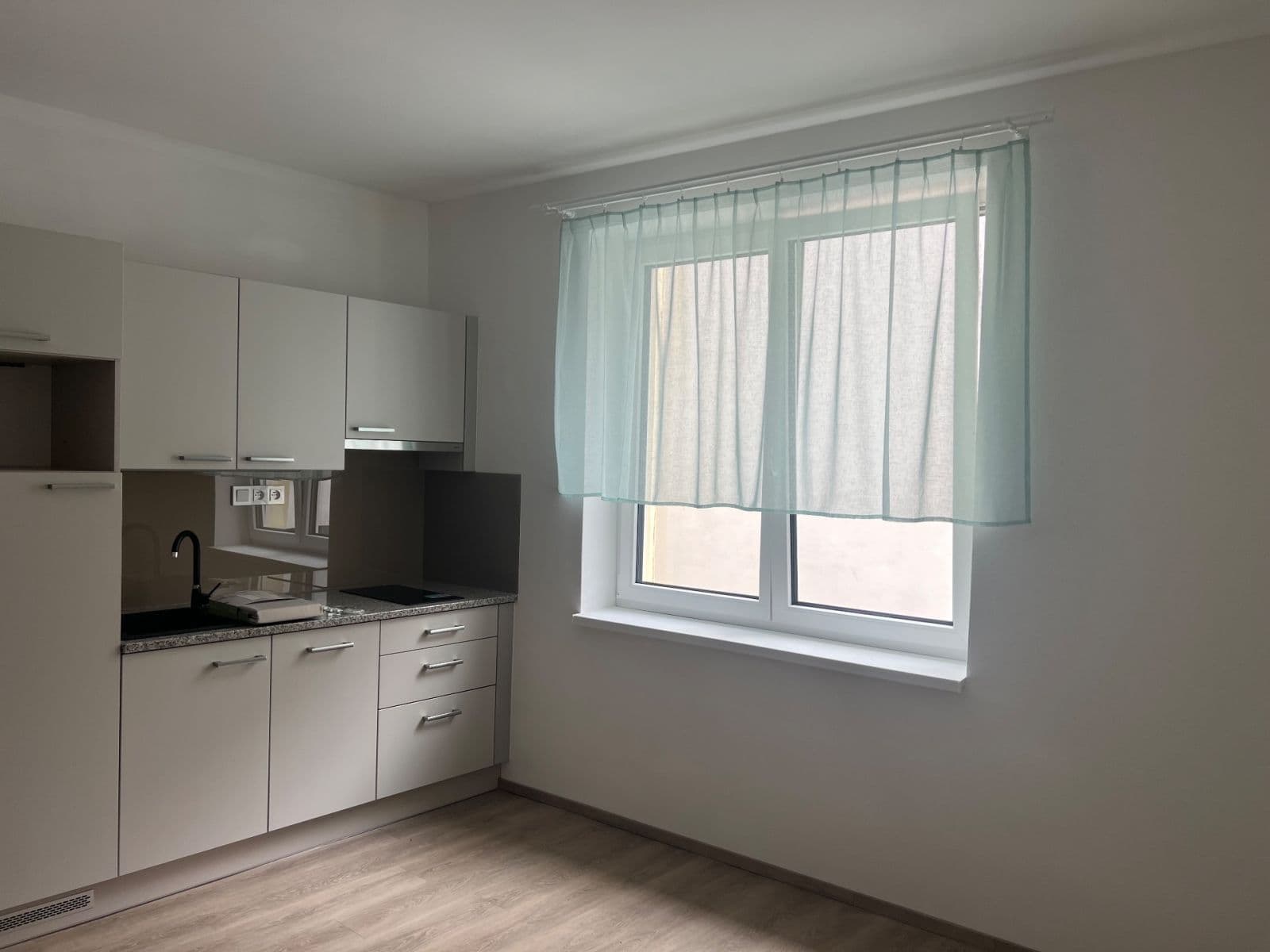 Studio flat to rent, 30 m², Puškinova, Plzeň, Plzeňský Region Studio flat to rent, 30 m², Puškinova, Plzeň, Plzeňský Region