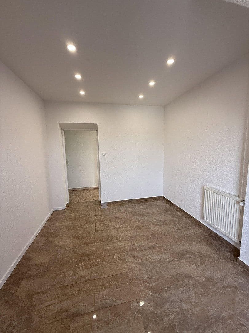 2 bedroom with open-plan kitchen flat to rent, 80 m², Altstadtstraße 25, Leverkusen, North Rhine-Westphalia 2 bedroom with open-plan kitchen flat to rent, 80 m², Altstadtstraße 25, Leverkusen, North Rhine-Westphalia