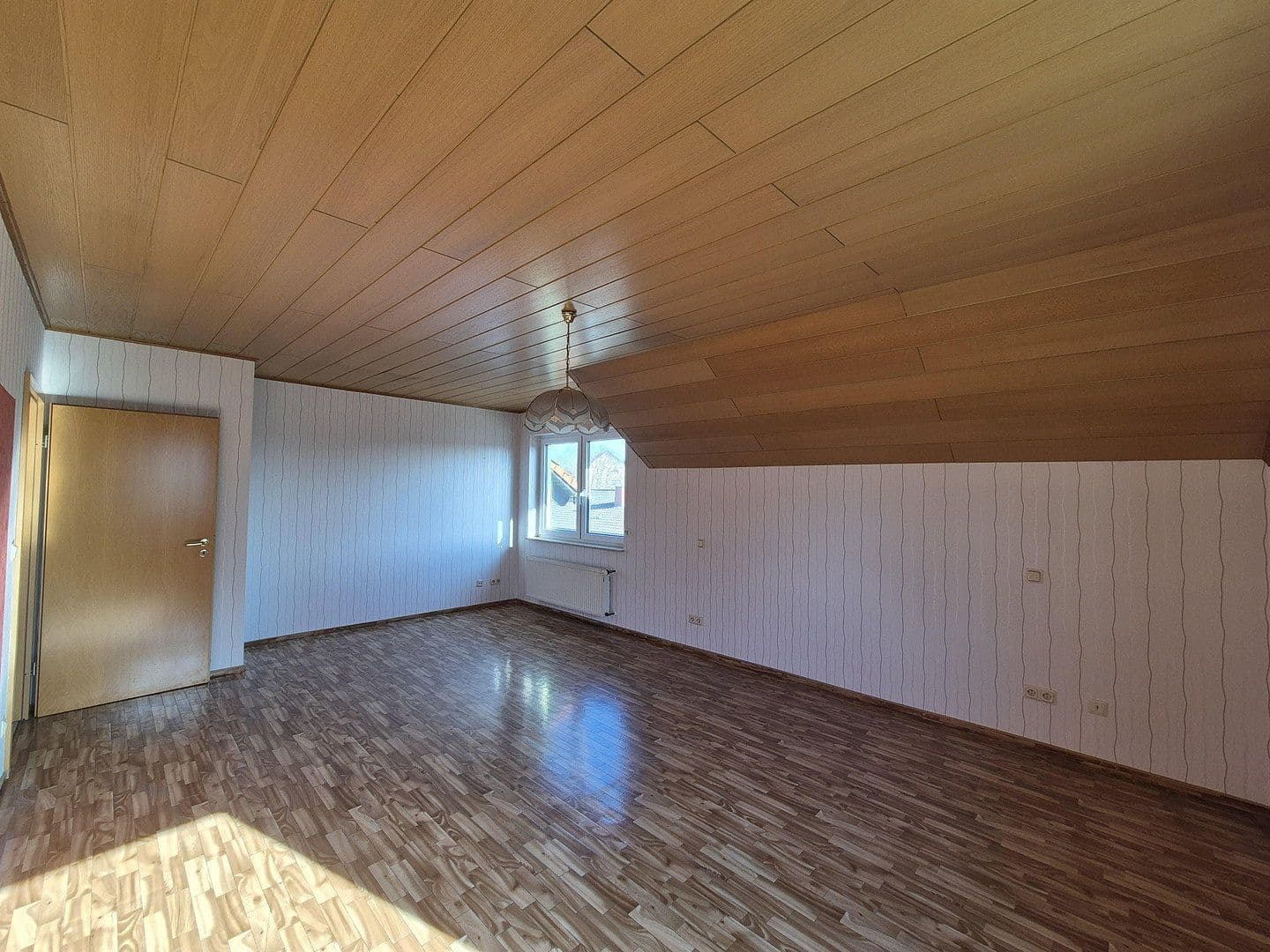 3 bedroom flat to rent, 135 m², Offstein, Rhineland-Palatinate 3 bedroom flat to rent, 135 m², Offstein, Rhineland-Palatinate