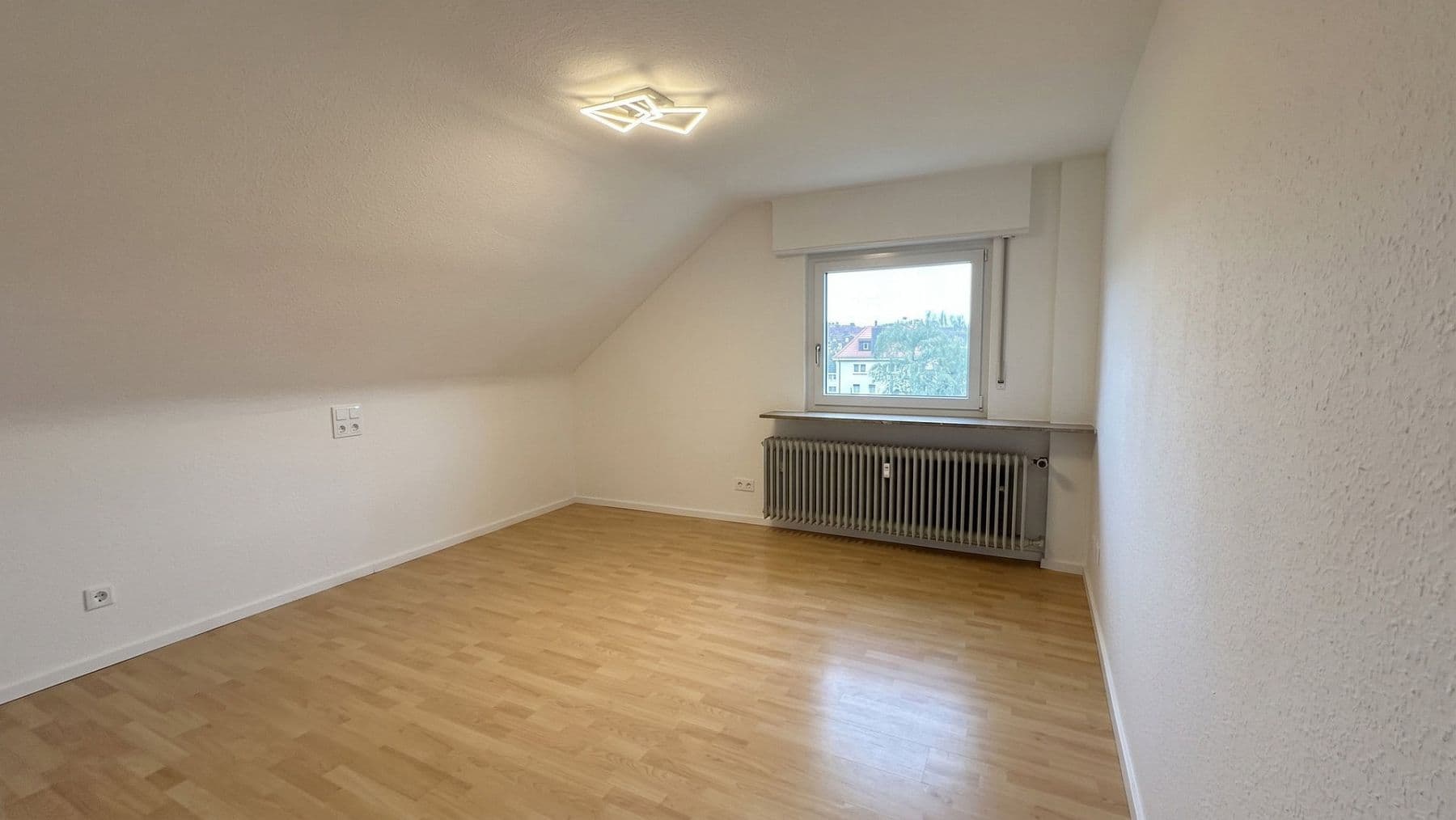2 bedroom flat to rent, 47 m², Voßstraße 12, Brühl, Baden-Württemberg 2 bedroom flat to rent, 47 m², Voßstraße 12, Brühl, Baden-Württemberg