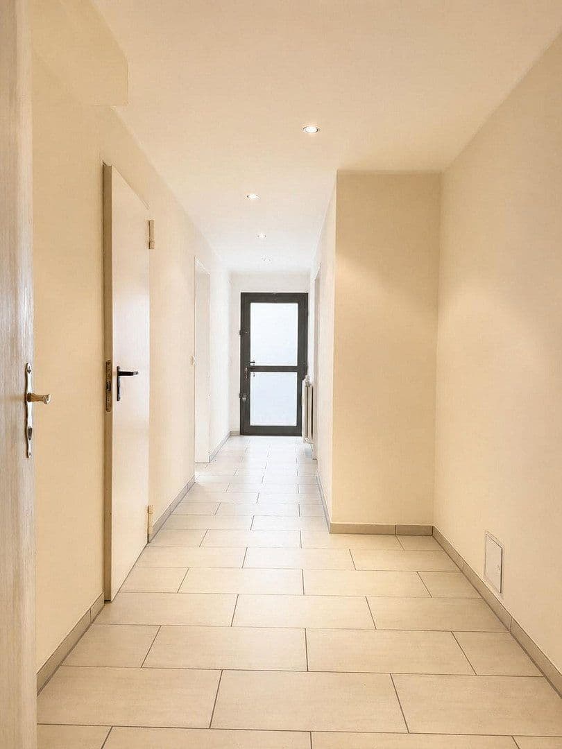 house for sale, 154 m², Weimarer Strasse 61, Bornheim, North Rhine-Westphalia house for sale, 154 m², Weimarer Strasse 61, Bornheim, North Rhine-Westphalia