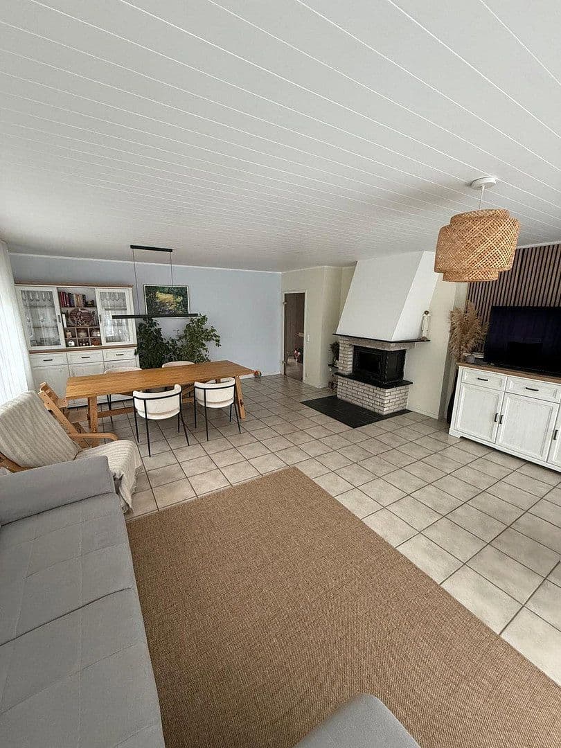 house for sale, 154 m², Weimarer Strasse 61, Bornheim, North Rhine-Westphalia house for sale, 154 m², Weimarer Strasse 61, Bornheim, North Rhine-Westphalia