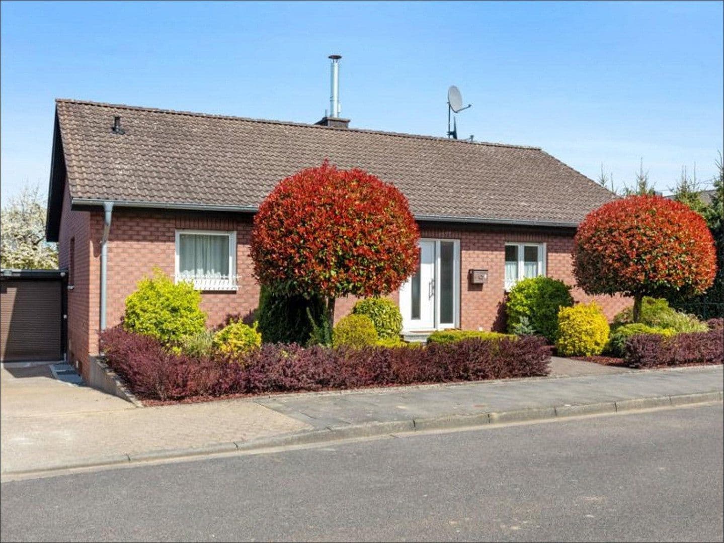 house for sale, 154 m², Weimarer Strasse 61, Bornheim, North Rhine-Westphalia house for sale, 154 m², Weimarer Strasse 61, Bornheim, North Rhine-Westphalia