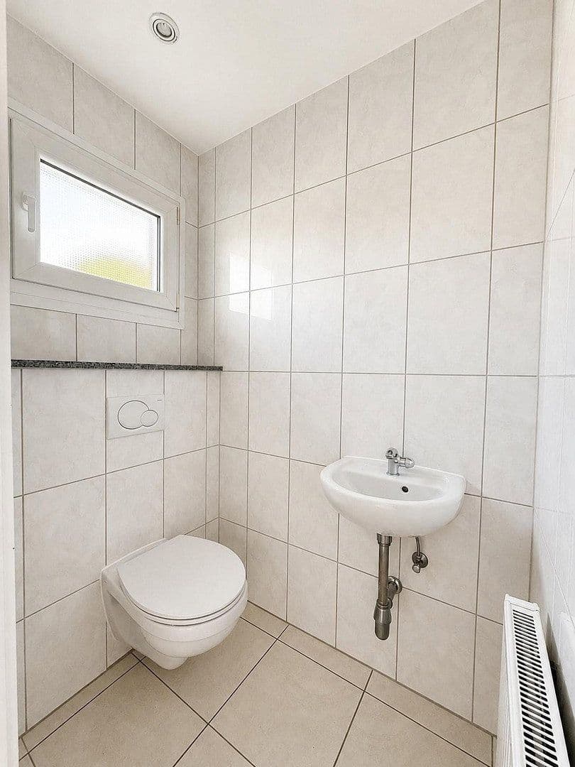house for sale, 154 m², Weimarer Strasse 61, Bornheim, North Rhine-Westphalia house for sale, 154 m², Weimarer Strasse 61, Bornheim, North Rhine-Westphalia