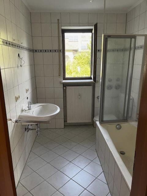 4 bedroom flat to rent, 104 m², Ilmendorf / Geisenfeld, Bavaria 4 bedroom flat to rent, 104 m², Ilmendorf / Geisenfeld, Bavaria