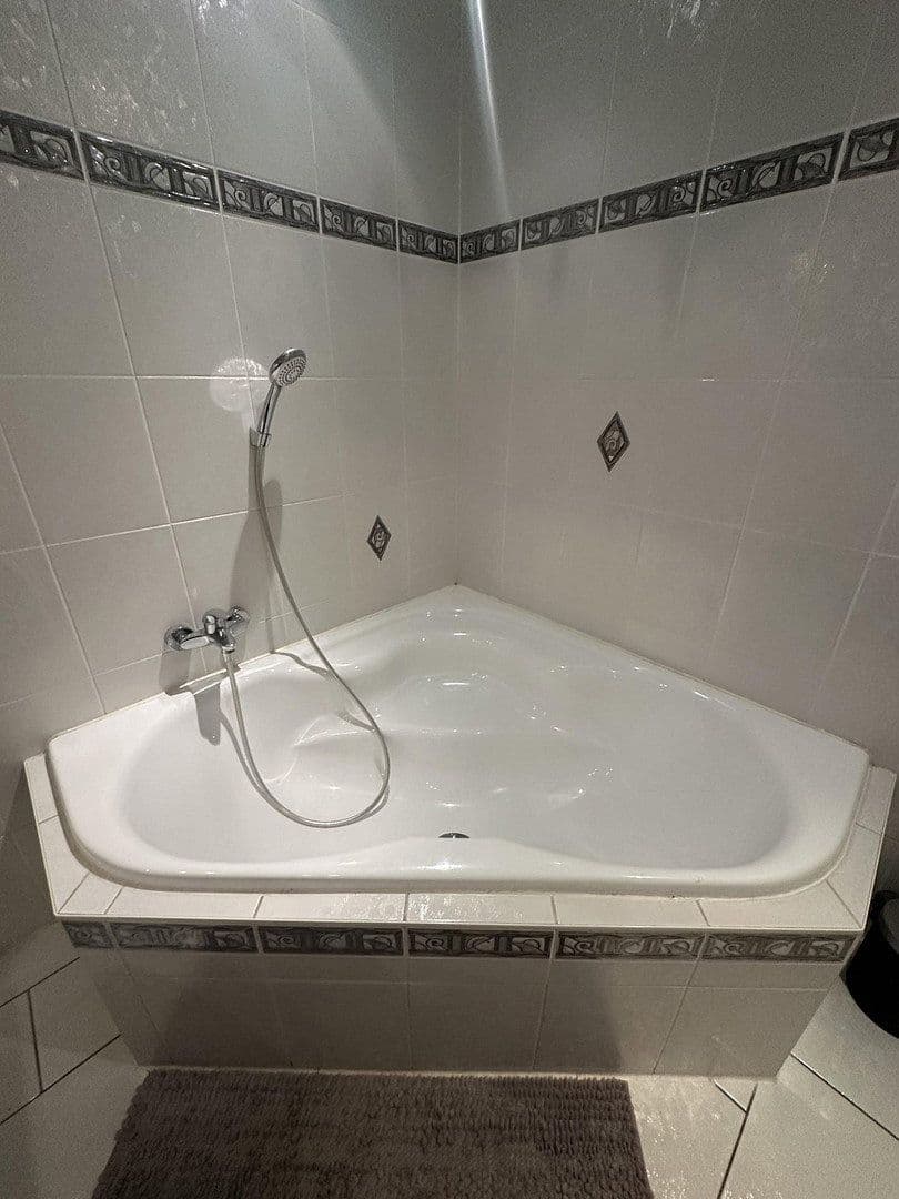 4 bedroom flat to rent, 108 m², Ludwigshafen, Rhineland-Palatinate 4 bedroom flat to rent, 108 m², Ludwigshafen, Rhineland-Palatinate