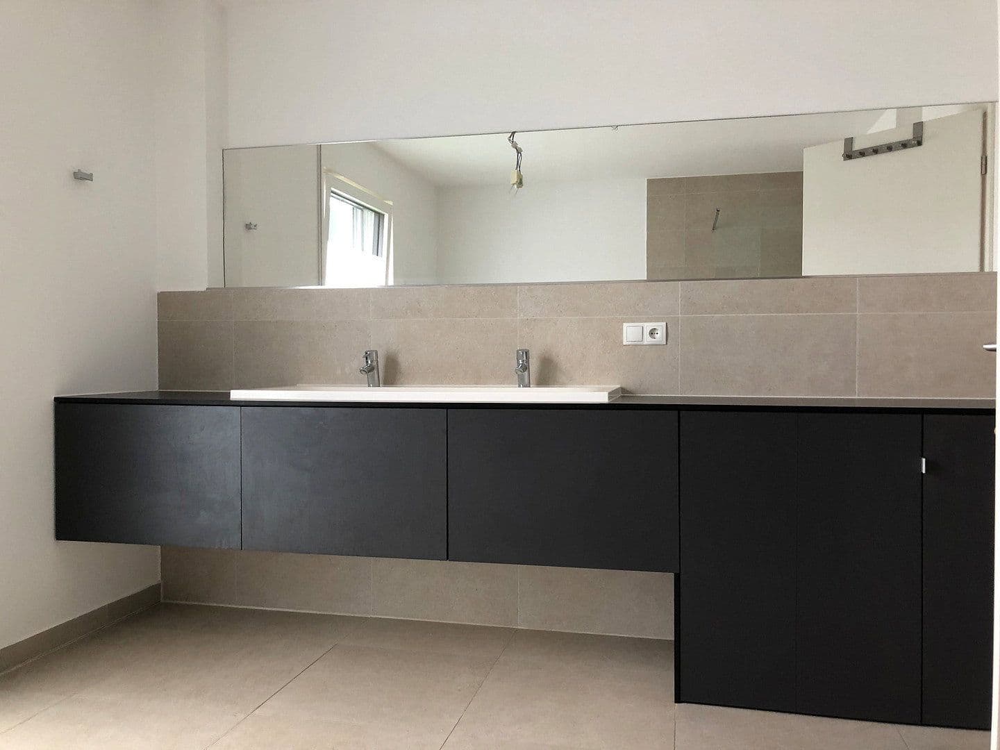 3 bedroom with open-plan kitchen flat to rent, 118 m², Hamppstraße 7b, Au in der Hallertau, Bavaria 3 bedroom with open-plan kitchen flat to rent, 118 m², Hamppstraße 7b, Au in der Hallertau, Bavaria
