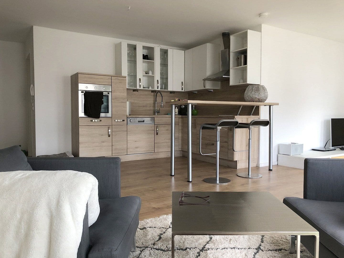3 bedroom with open-plan kitchen flat to rent, 118 m², Hamppstraße 7b, Au in der Hallertau, Bavaria 3 bedroom with open-plan kitchen flat to rent, 118 m², Hamppstraße 7b, Au in der Hallertau, Bavaria