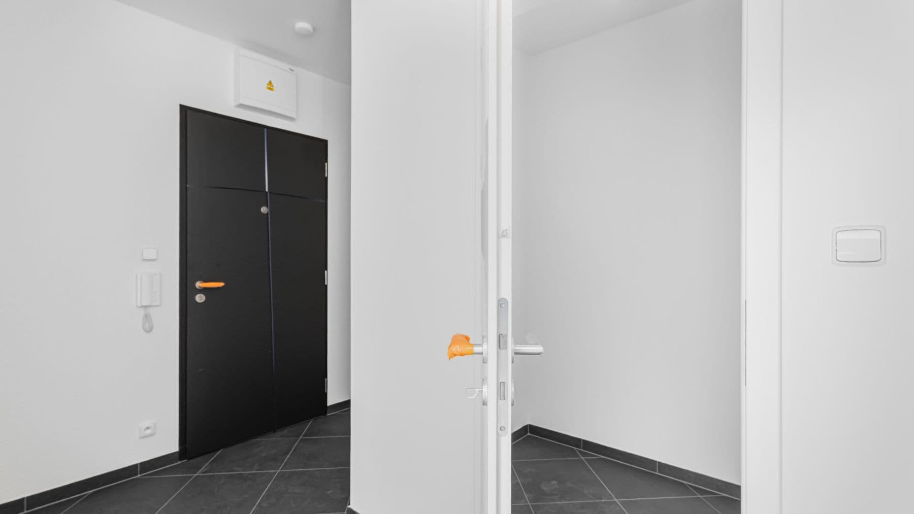 1 bedroom with open-plan kitchen flat for sale, 58 m², Stočesova, Prague, Prague 1 bedroom with open-plan kitchen flat for sale, 58 m², Stočesova, Prague, Prague