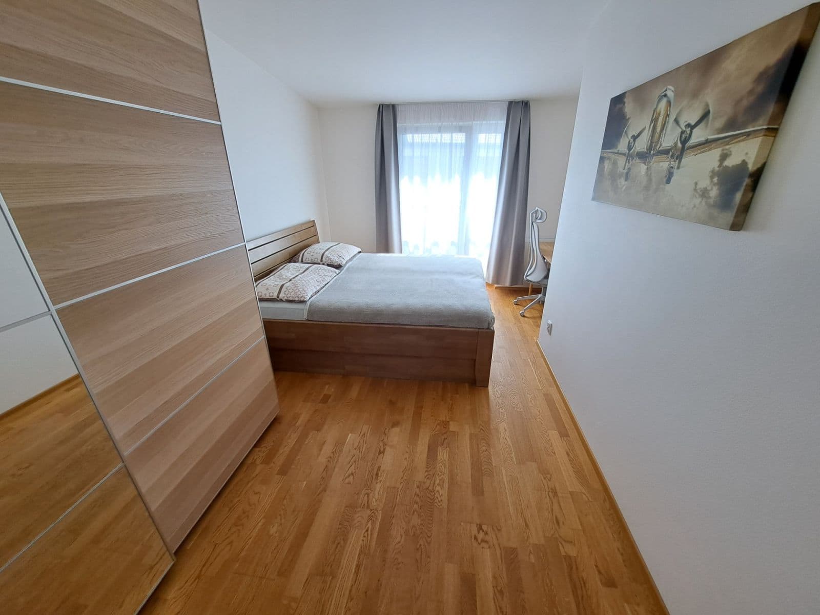 2 bedroom with open-plan kitchen flat to rent, 76 m², Želetická, Prague, Prague 2 bedroom with open-plan kitchen flat to rent, 76 m², Želetická, Prague, Prague