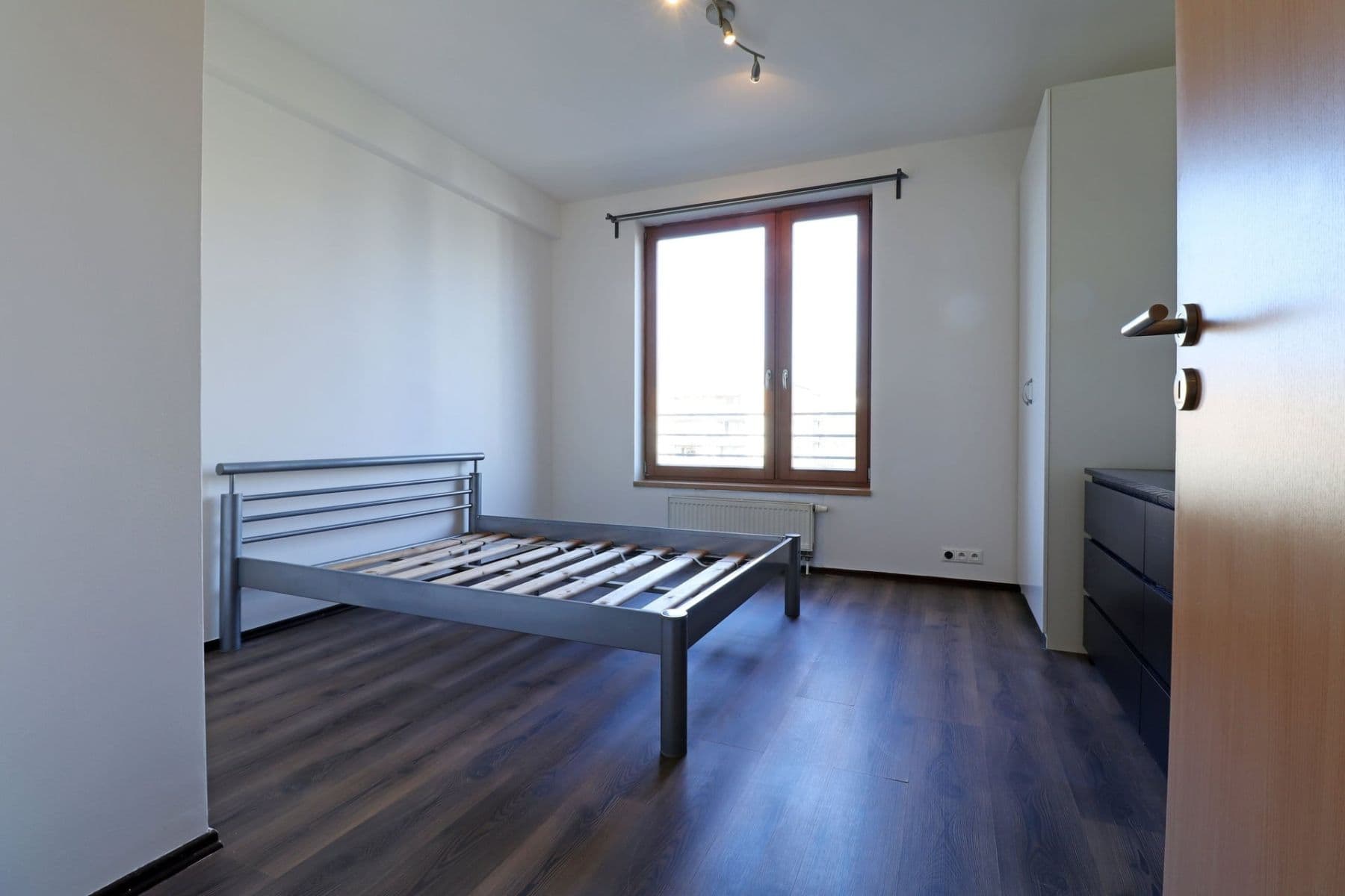 2 bedroom with open-plan kitchen flat to rent, 79 m², Nepelova, Prague, Prague 2 bedroom with open-plan kitchen flat to rent, 79 m², Nepelova, Prague, Prague
