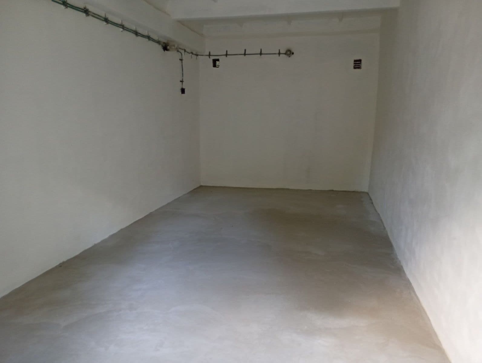 garage to rent, 13 m², Karlická, Černošice, Středočeský Region garage to rent, 13 m², Karlická, Černošice, Středočeský Region