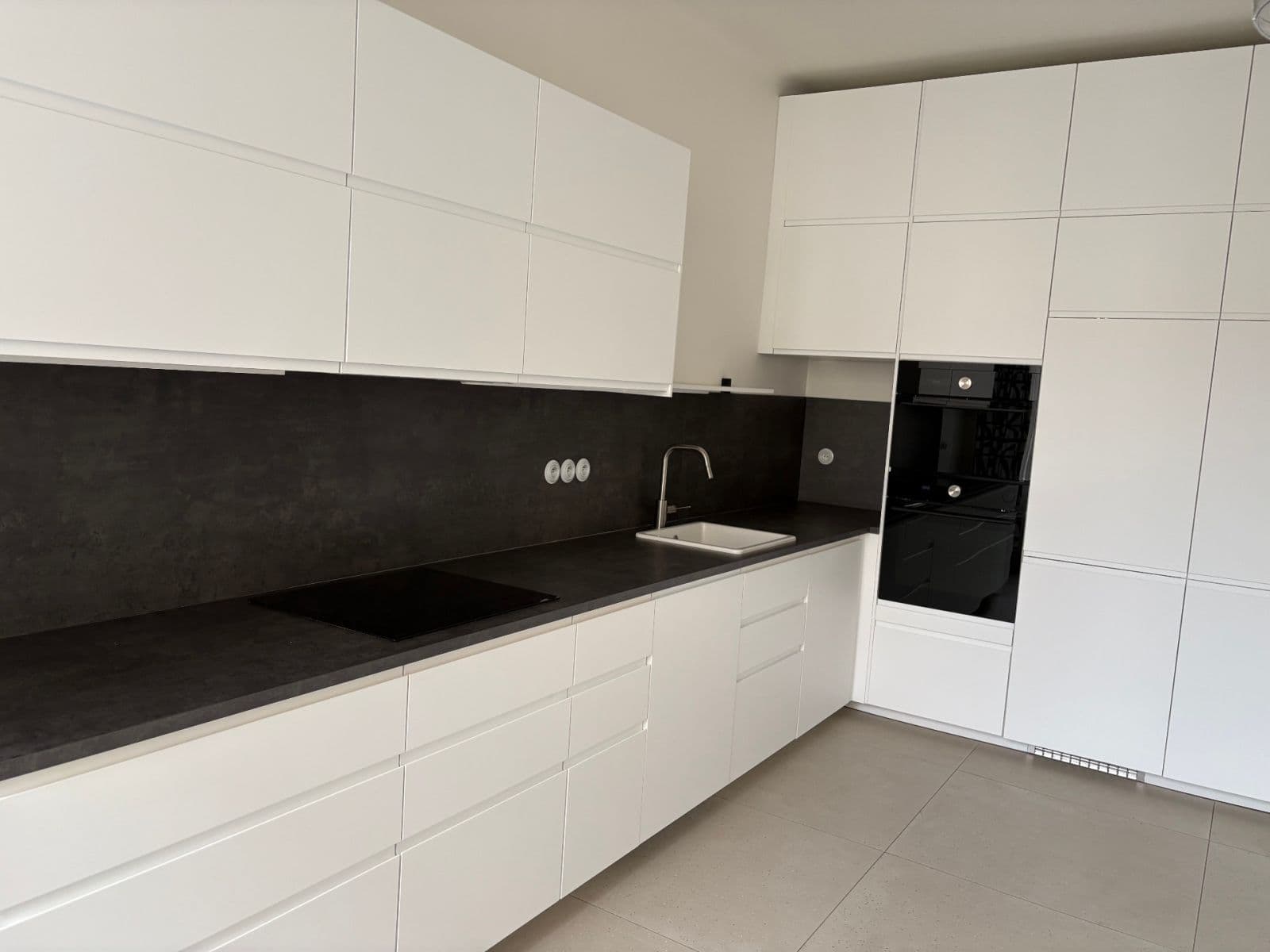 3 bedroom flat for sale, 124 m², Velflíkova, Prague, Prague 3 bedroom flat for sale, 124 m², Velflíkova, Prague, Prague