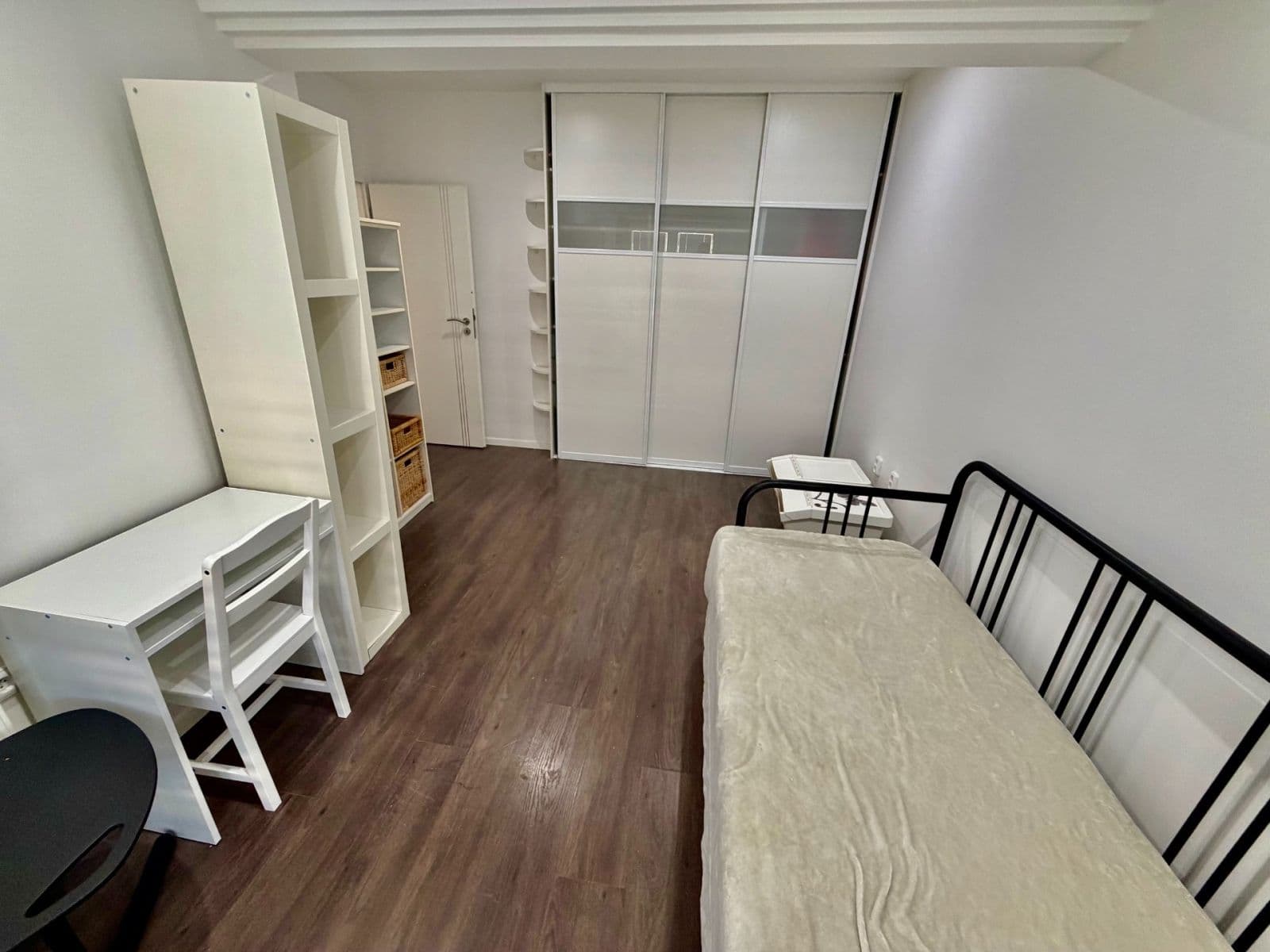 3 bedroom with open-plan kitchen flat to rent, 104 m², Kvetná, Ružinov, Bratislavský Region 3 bedroom with open-plan kitchen flat to rent, 104 m², Kvetná, Ružinov, Bratislavský Region