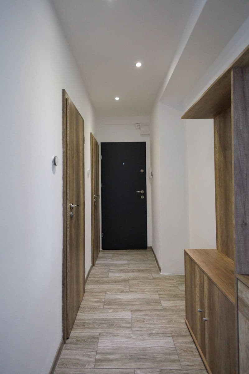 1 bedroom with open-plan kitchen flat for sale, 57 m², Lidická, Třinec, Moravskoslezský Region 1 bedroom with open-plan kitchen flat for sale, 57 m², Lidická, Třinec, Moravskoslezský Region